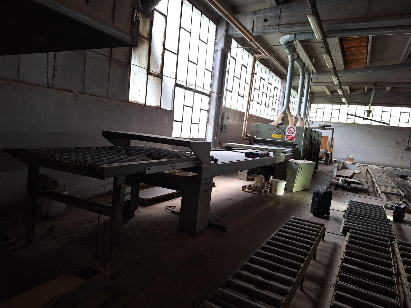 Automatic Multi-Daylight Hydraulic Hot Press Line for Panels - Image 5