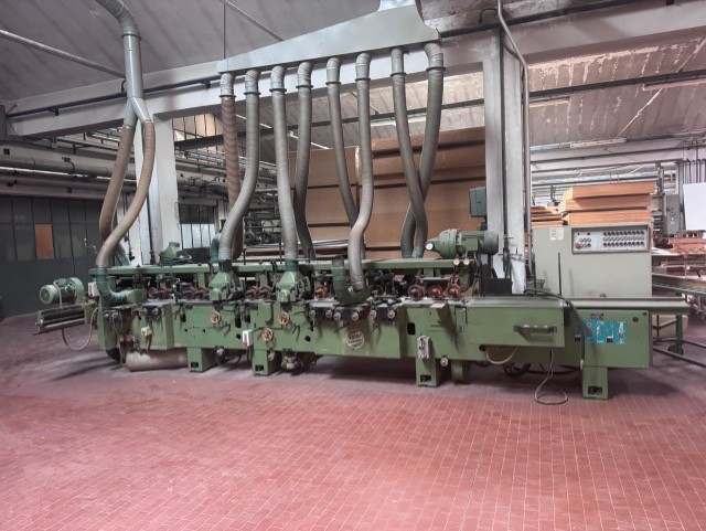 Automatic Moulding Machine - Image 7
